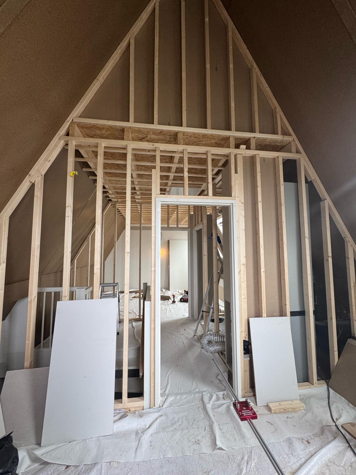 Zolderverbouwing Assen - zolder renovatie met dakraam