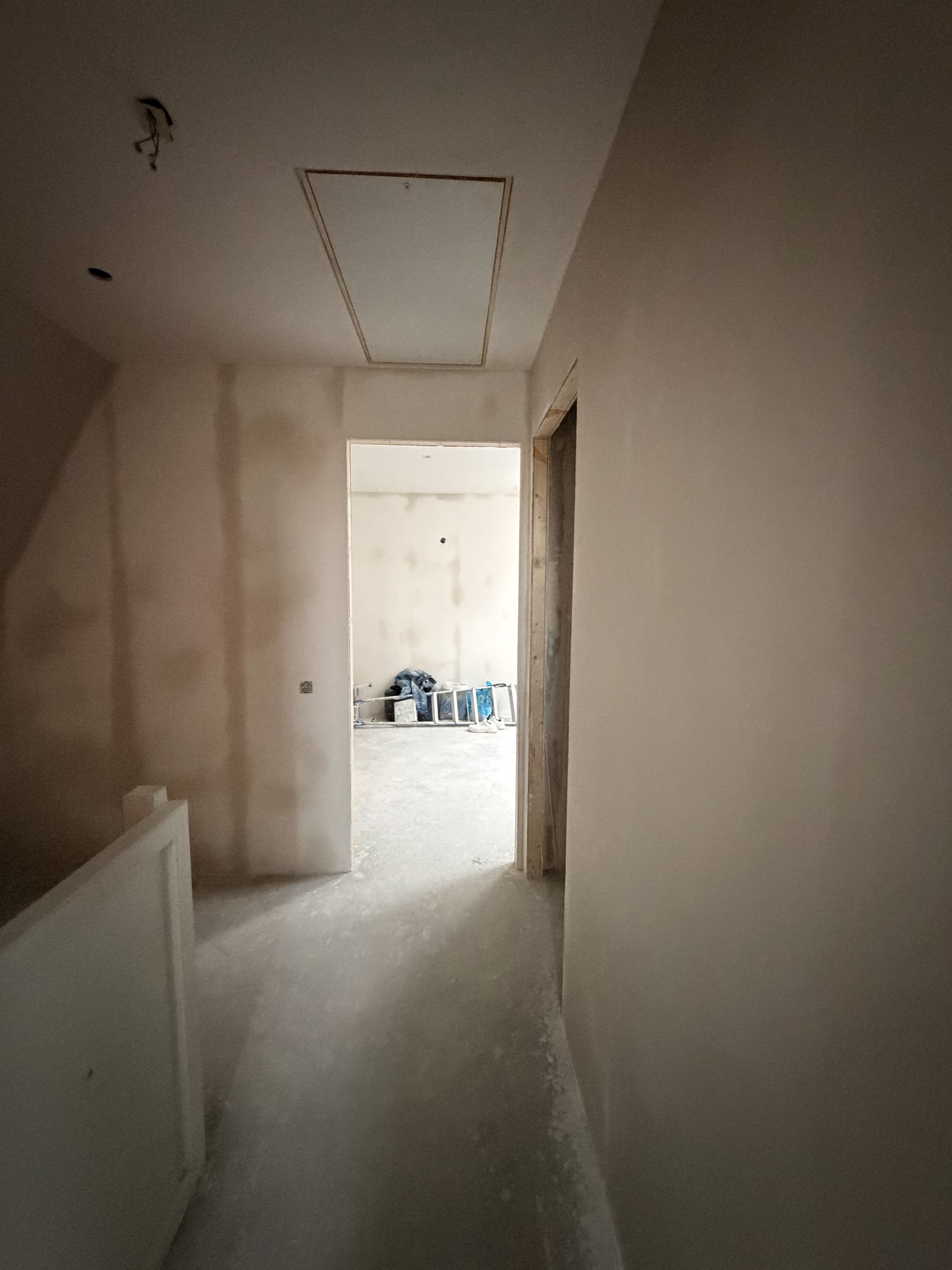 Stucwerk Sneek - gladde wanden en plafonds door Strix Bouw