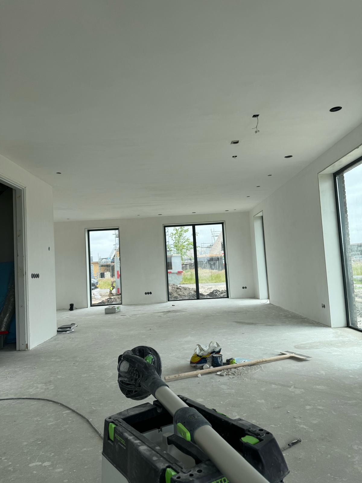 Nieuwbouwafwerking met stucwerk 